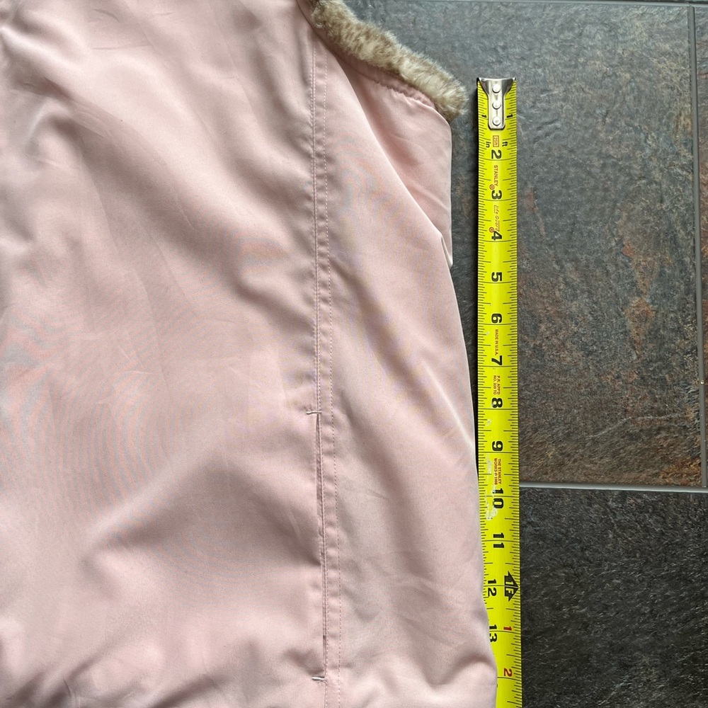 Women's Koret pale pink faux fur lined sleeveless zippered vest. Size XL - Picture 10 of 11